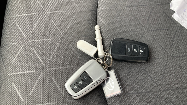 Toyota RAV4 2.5 VVT-i Hybrid Design 5dr CVT Hybrid Estate